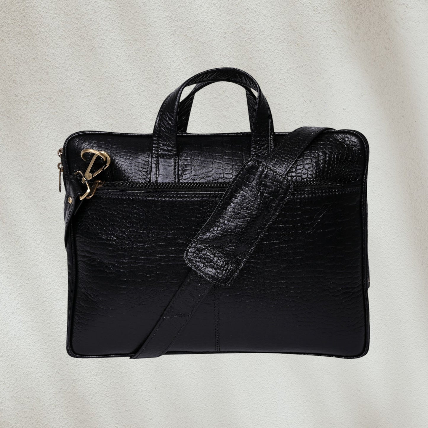 Genuine Leather 15Inch Laptop Sleeve Bag Sleek Design Office Bag – Black Textured – Leather Laptop Bag | Leather Villa