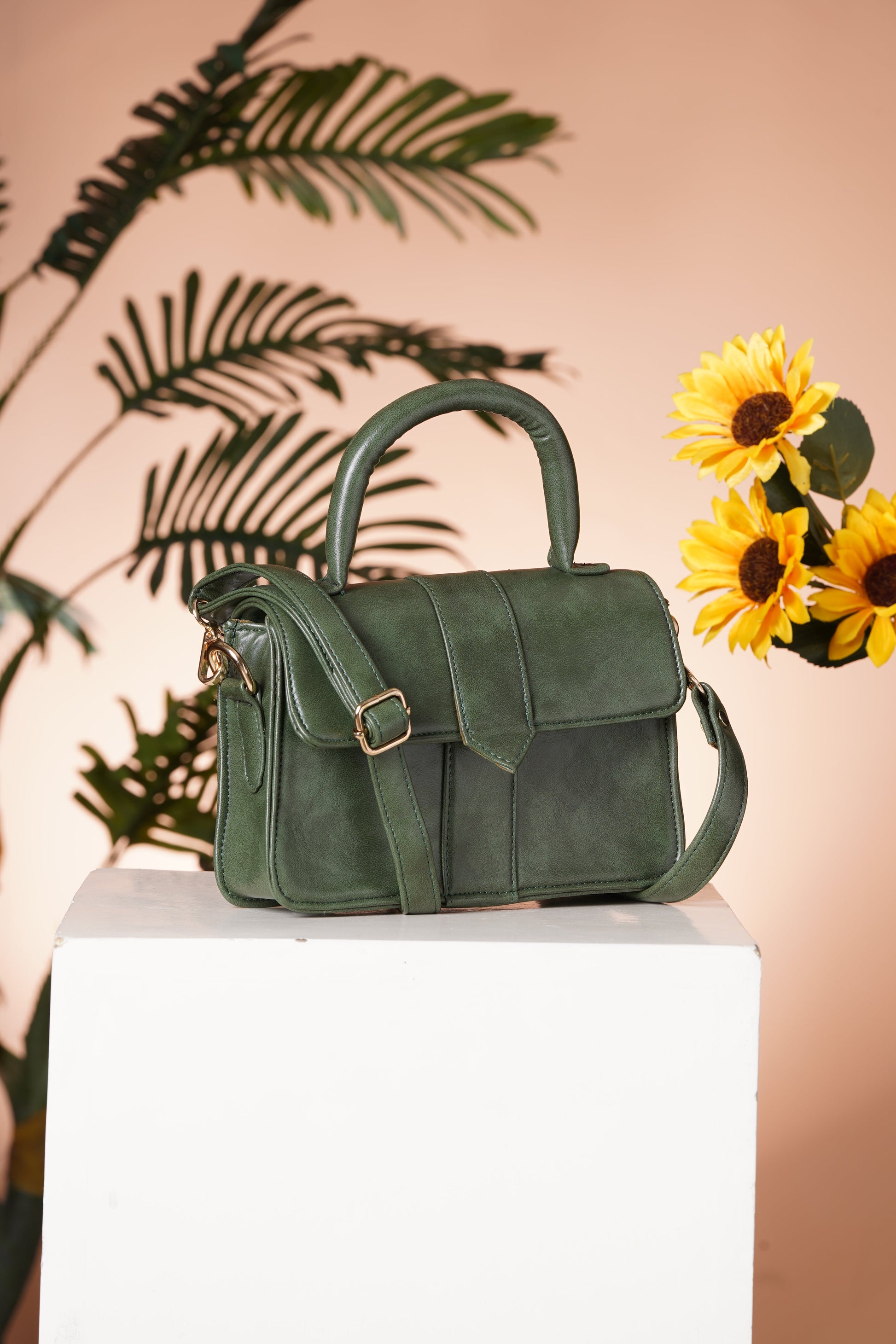Vegan Leather Stylish & Hand Carry Chic Bag with Adjustabe Sling for Girls & Womens (Green) – Women's HandBag/Sling Bag | Leather Villa