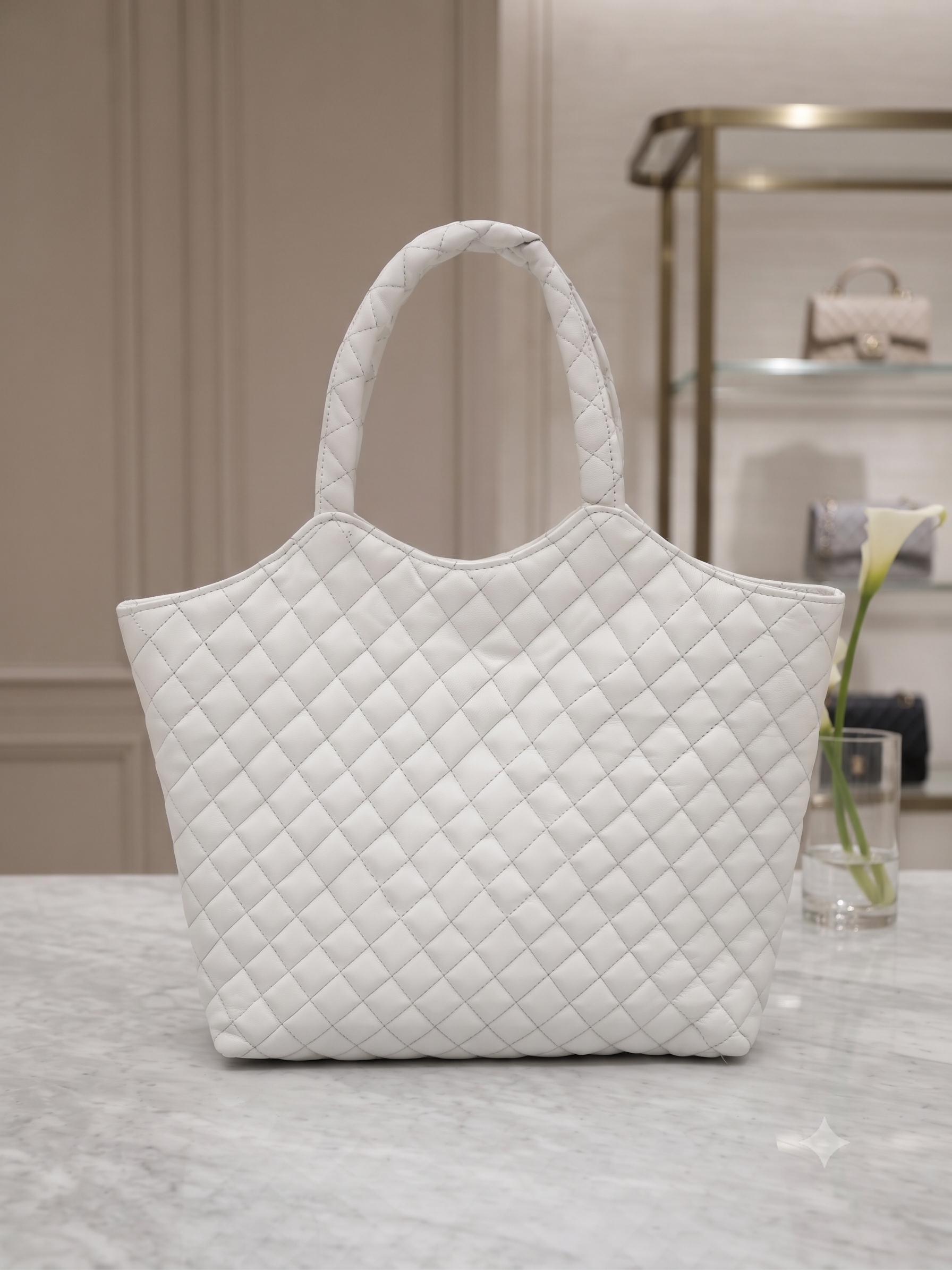 Premium Quilted Genuine Leather Tote Bag for Women | Stylish, Spacious & Lightweight Handbag