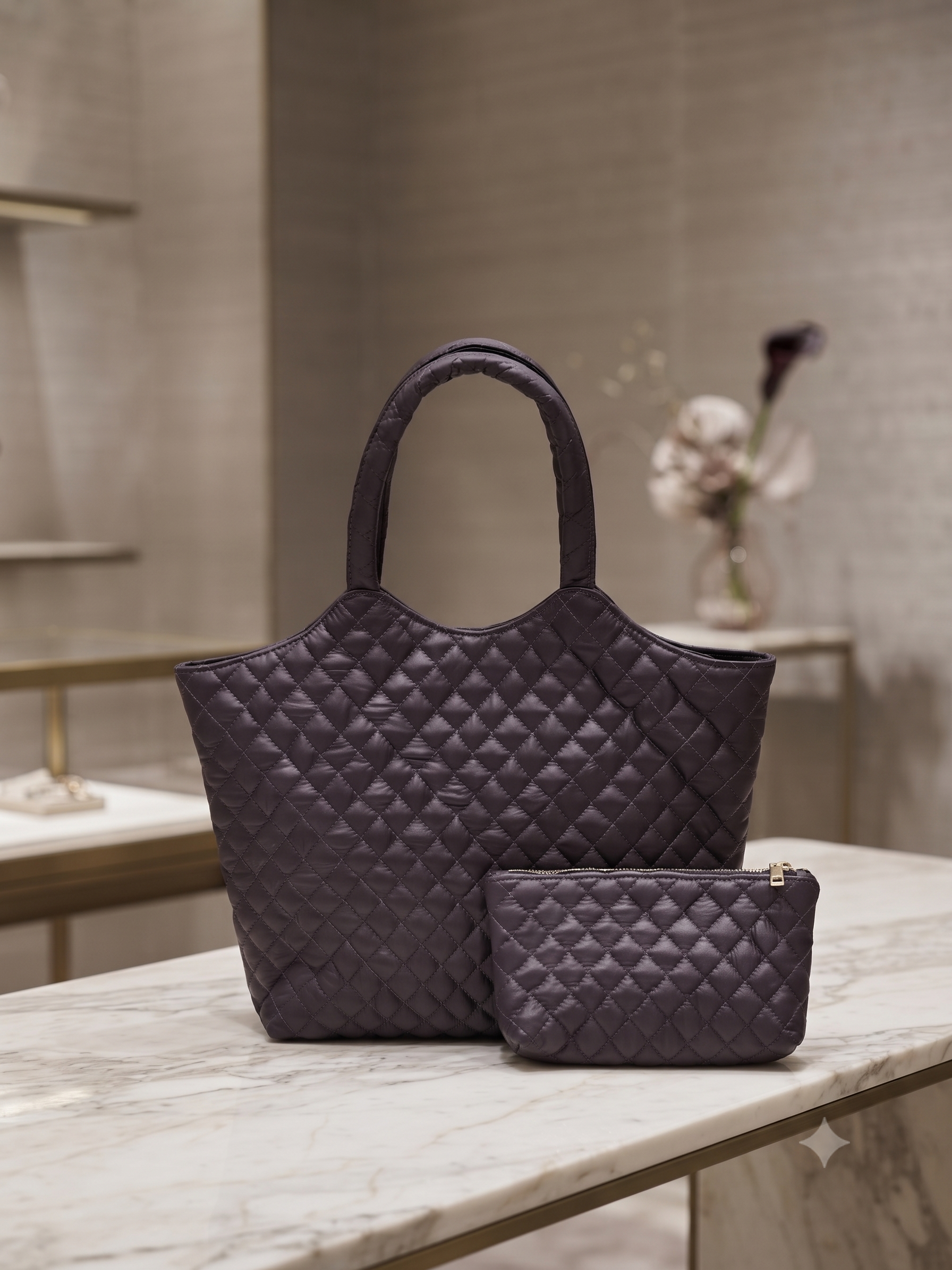 Premium Quilted Genuine Leather Tote Bag for Women | Stylish, Spacious & Lightweight Handbag